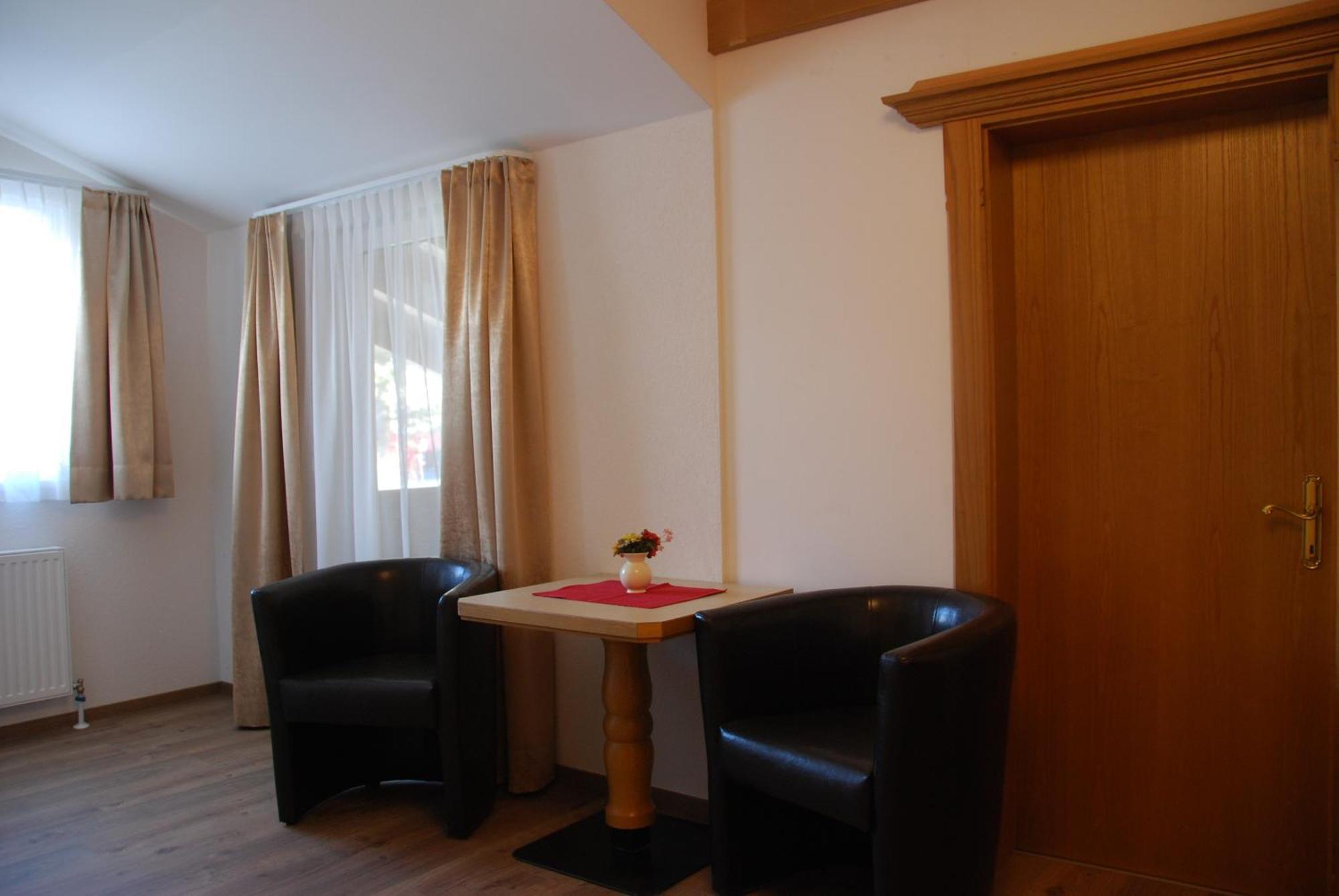 Alpenhotel Regina Nauders Quarto foto